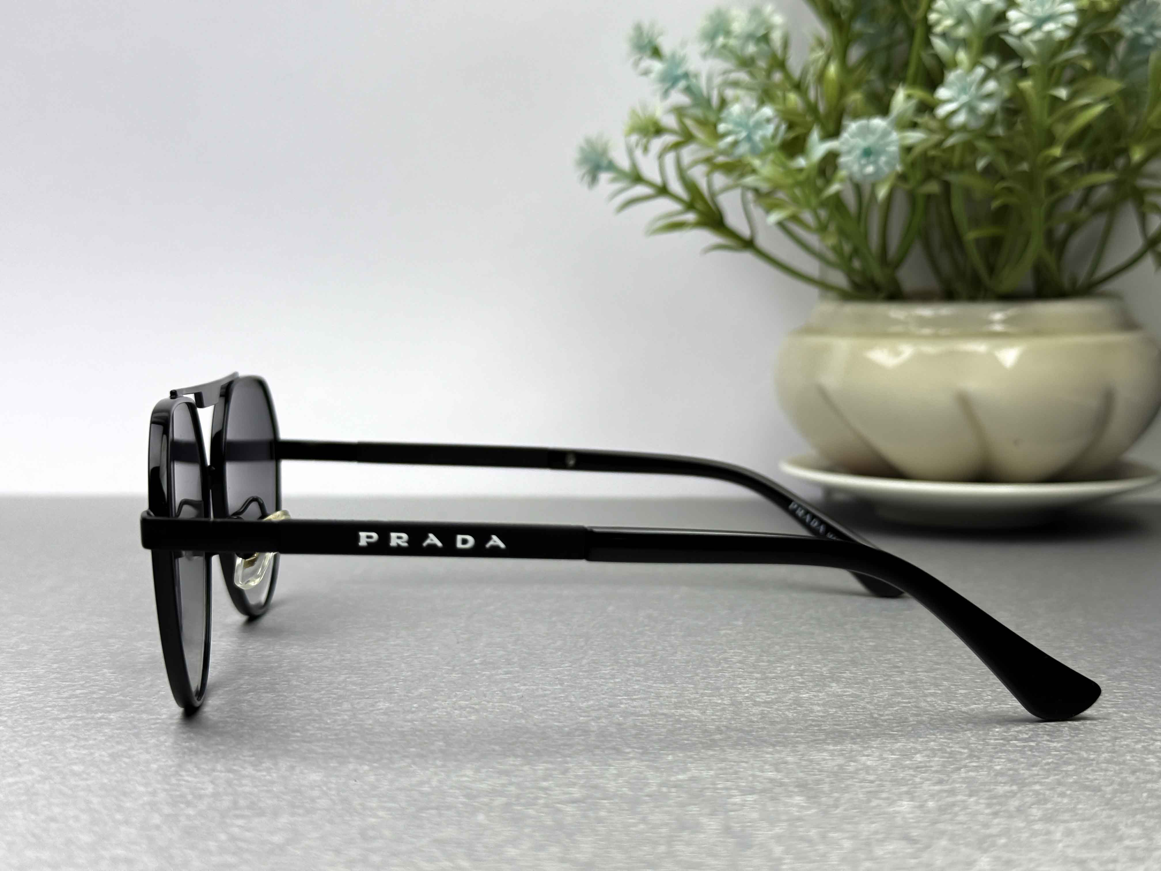 Prada Premium sunglass 23226-BK