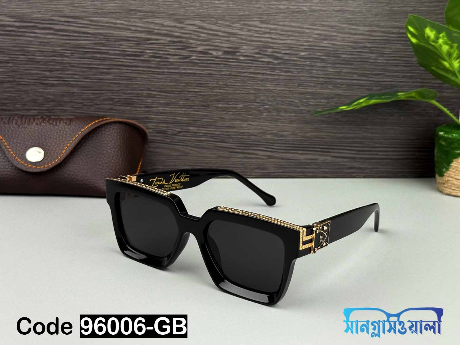 Louis Vuitton Premium Sunglass  -96006